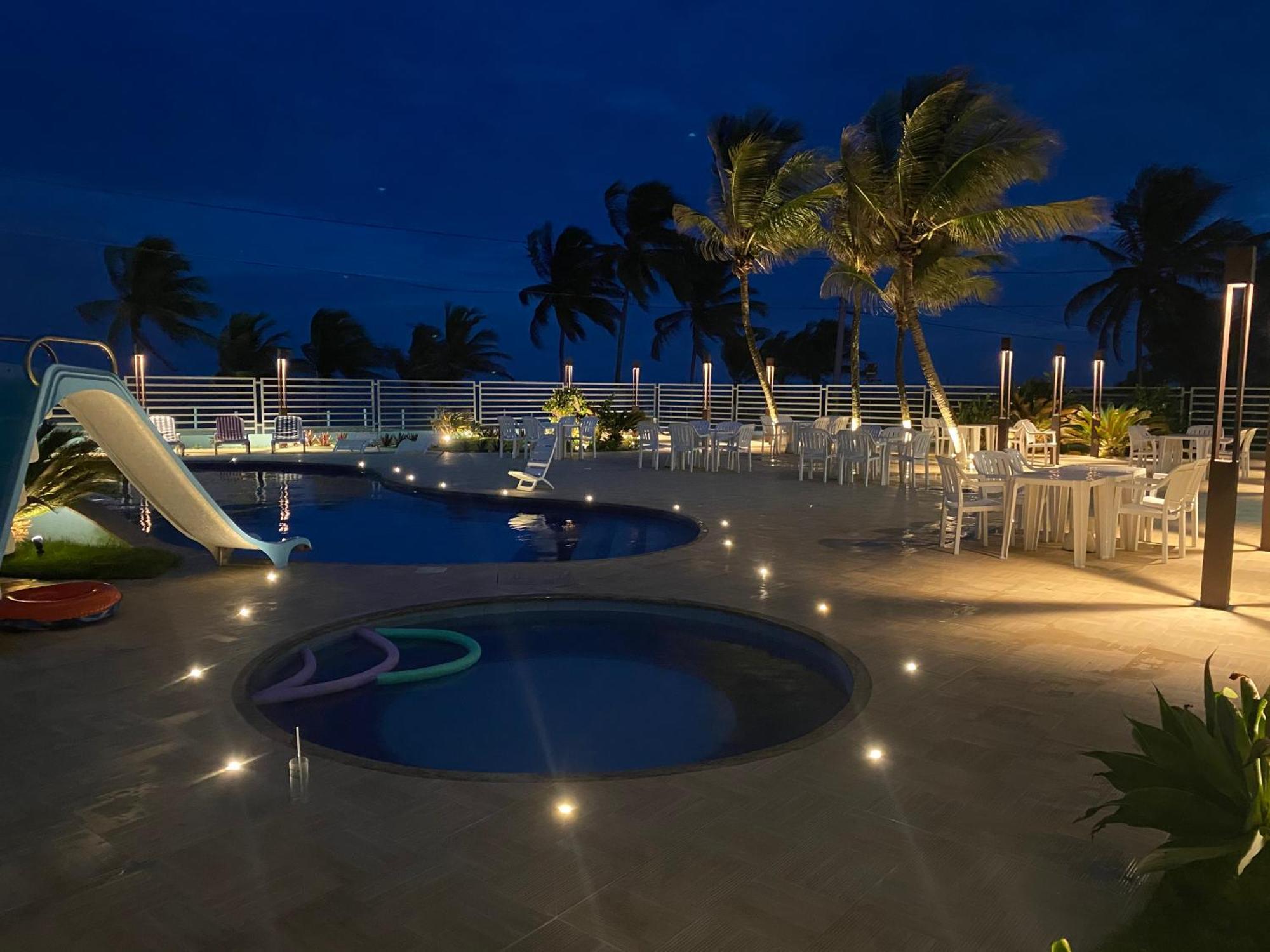 Hotel Paraiso Tropical Alcobaca Exterior photo